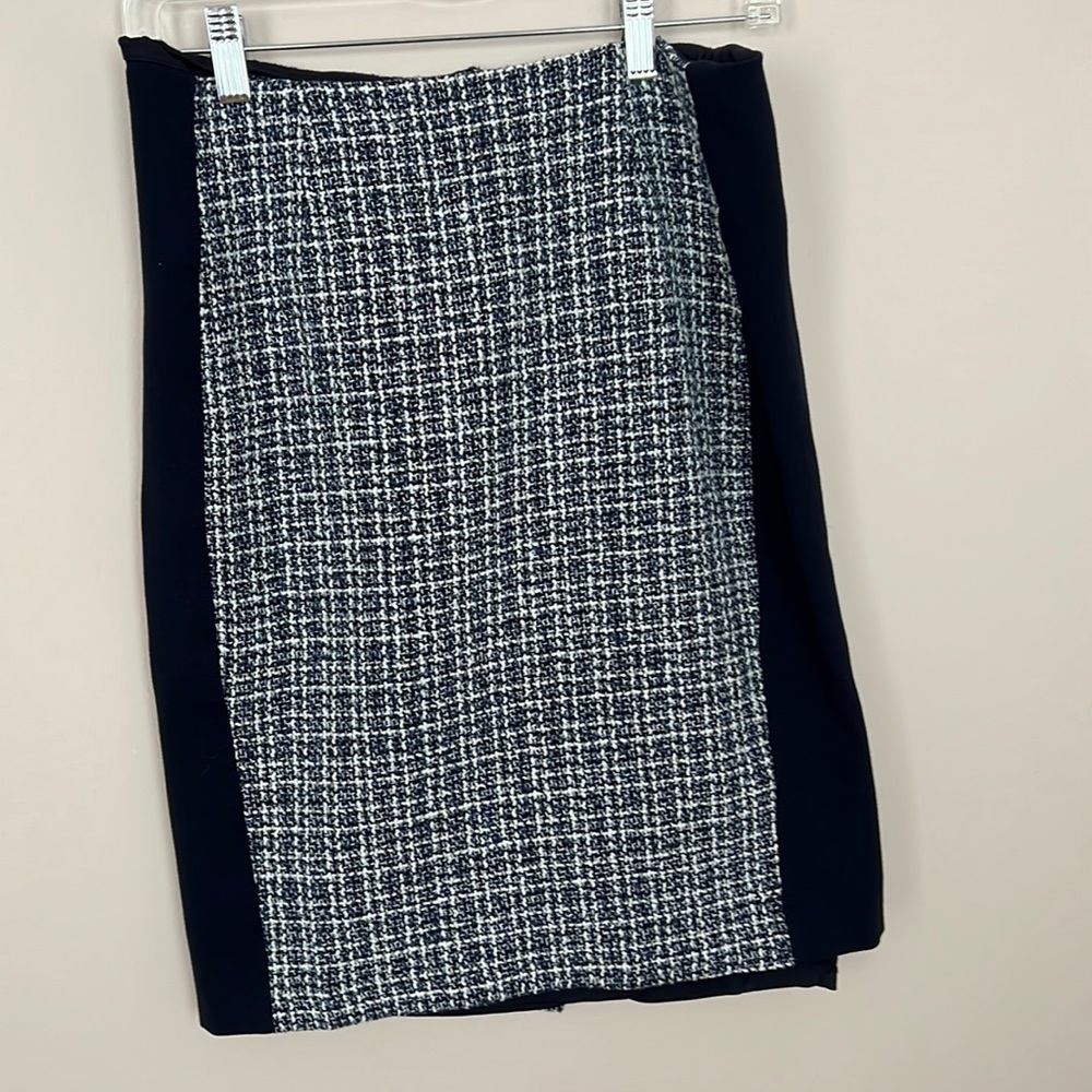 𝅺dex l The Suit Shop Pencil Skirt